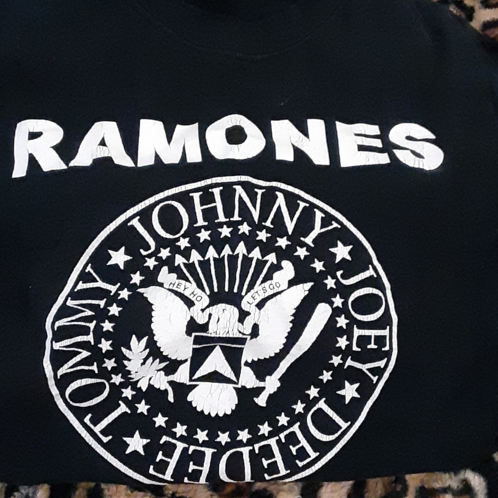 Ramones tee